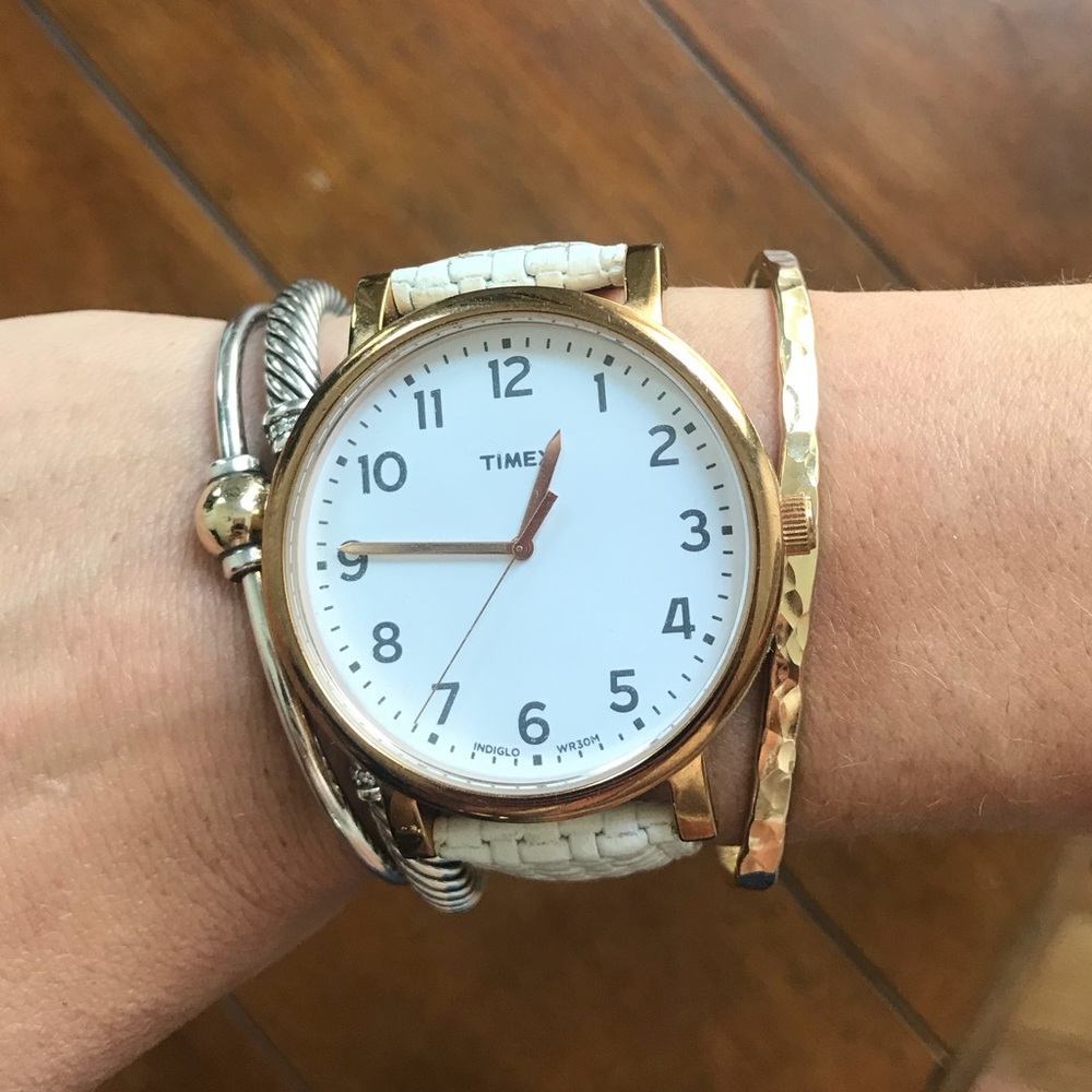 TIMEX | Large Face Woman’s Watch